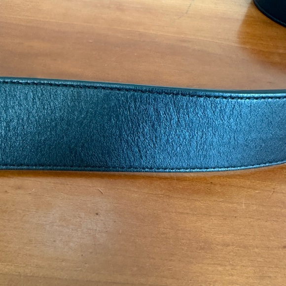 Gucci - Picture 3 of 5